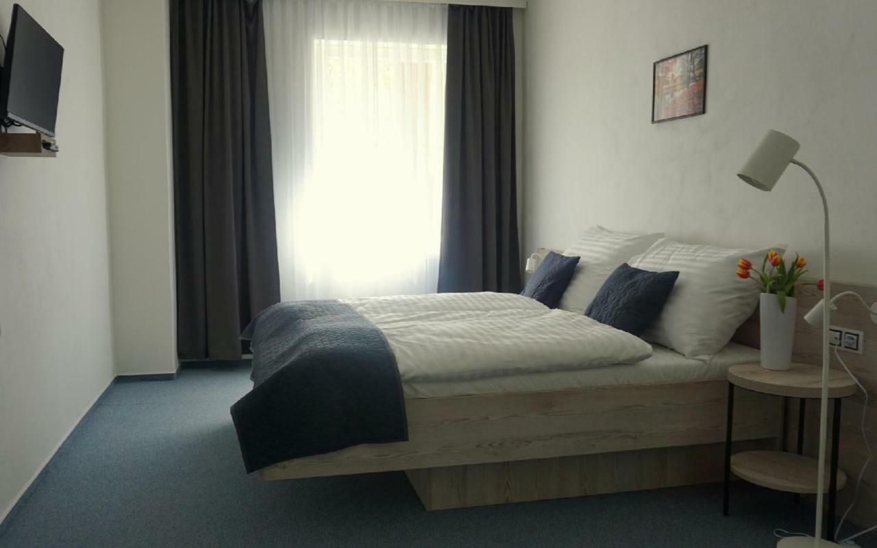 צ'סקה בודיוביצה Hotel Metropol Cb מראה חיצוני תמונה